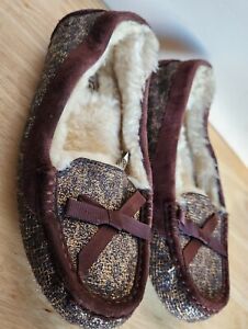 UGG Australia Rylee Slippers Moccasins Womens Size 8 Bronze Brown & Gold 