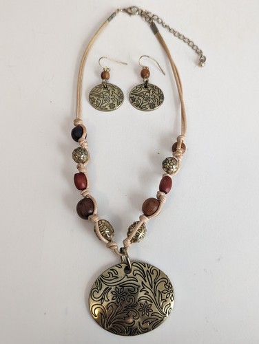 VETEMENTS Collana donna 17 5" dettaglio regolabile scudo oro pendente perline 2 corde orecchio abbinato