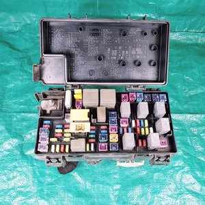 13 Chrysler Dodge TIPM Fuse Box 68163904AB Multifunction Junction Block Relay - Picture 1 of 8