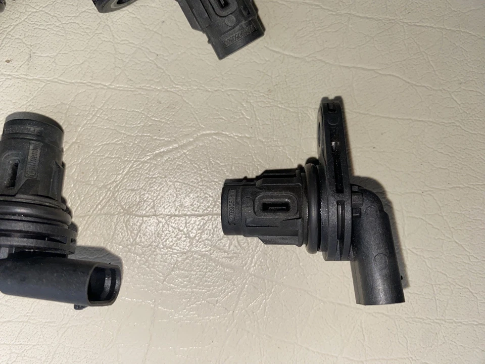 Sensor de posición del árbol de levas 4 piezas para Mercedes-Benz C350 E350 GLK350 GL450 S63 AMG Foto 1 de 2