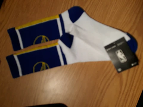 NBA GOLDEN STATE WARRIORS 1 PAIR DASHER SPORT SOCKS MENS SIZE 9-13 WOMENS 10-12 Cover