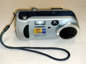 Sony Cyber-shot DSC-P51 2.0MP Digital Camera TESTED - Picture 1 of 4