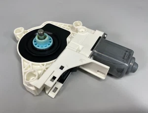 2008-2018 AUDI A4 S4 A5 S5 A6 A7 S6 RIGHT REAR POWER WINDOW MOTOR OEM 8K0959811A - Picture 1 of 18