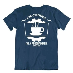 I Am Coding With Coffee Tshirt Programmierer T-Shirt Computer Bekleidung Tee - Bild 1 von 8
