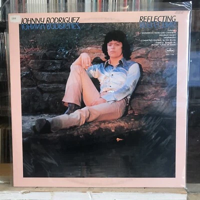 [COUNTRY]~EXC LP~JOHNNY RODRIGUEZ~Reflecting~{Original 1976~MERCURY~Issue] - Image 1 of 4