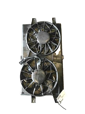 Chrysler Sebring 2004 convertible 2,7 L radiador refrigeración doble ventilador conjunto OEM E Foto 1 de 4