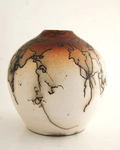 Runde Rosshaar Vase Keramik weiß und braun von Sabrina um 2011 - Bild 1 von 6