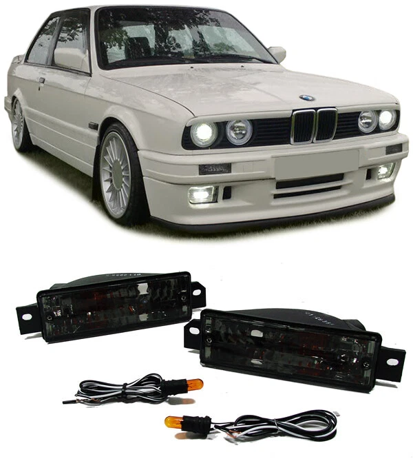 Frecce in vetro trasparente con luce di posizione nere per BMW SERIE 3 E30 87-93 - Immagine 1 di 1