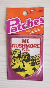 Vintage Voyager Mount Rushmore S.D. Embroidered Iron On Patch Emblem Souvenir - Picture 1 of 5