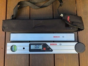 Bosch DWM 40 L Digital Mitre Angle Measurer Finder Protractor - Picture 1 of 9