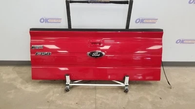 09 FORD F150 LARIAT TAIL GATE RED - Изображение 1 из 4