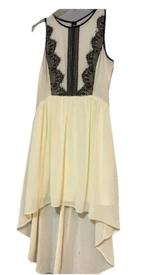 Vestido Do & Be Marfil y Negro Encaje Cultura Sirena Ajuste Fluido Talla Lg Verano Primavera Foto 1 de 4