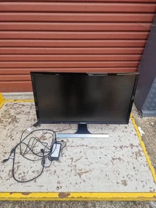 Samsung U28E590D 28" 4k LED Monitor 3840 X 2160 UHD 1 ms - Afbeelding 1 van 11