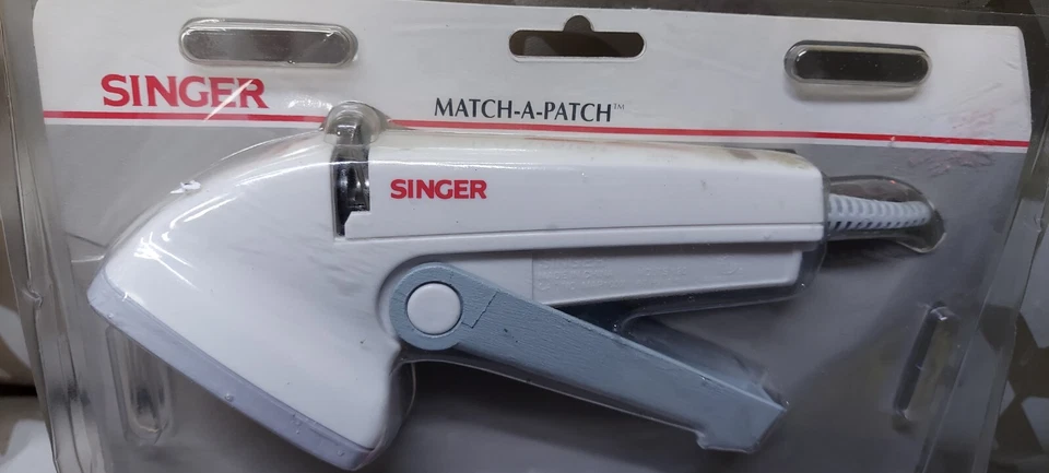 Singer Match-a-Patch Hole and Tear Mender UNOPENED Vintage - Image 1 of 3