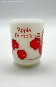 Anchor Hocking Vintage 1980 Oven Proof Milk Glass Apple Dumplin' Coffee Cup