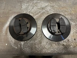 Chevrolet Aveo Classe Set Dischi Freno e Blocchi Anteriori 1,2L - Foto 1 di 7