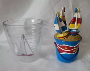 Set di quattro spargi formaggio barca a vela in secchio di sabbia e tazza acrilica barca a vela CARINO - Foto 1 di 13