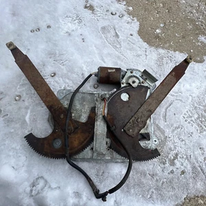 92-96 Ford Bronco Rear Back Window Lift Motor With Regulator Power (TESTED) - Picture 1 of 12