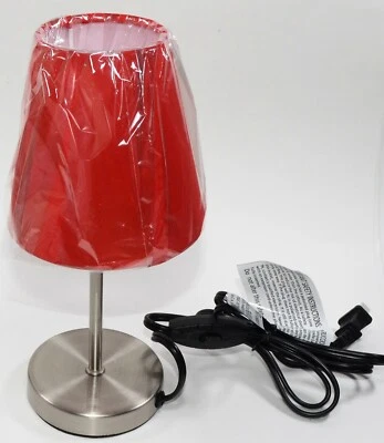 Mini lámpara de mesa básica Simple Designs arena níquel con pantalla de tela LT2013 - roja Foto 1 de 4