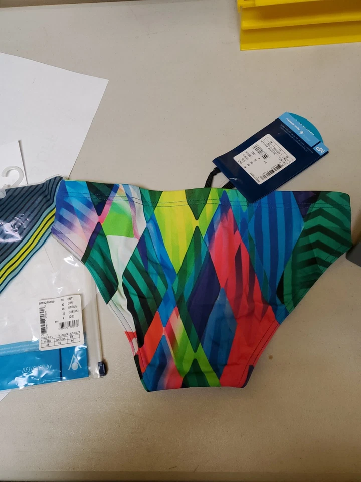 Aqua Sphere Training Suit Zuglo Slip - Size 32 - Image 1 of 2