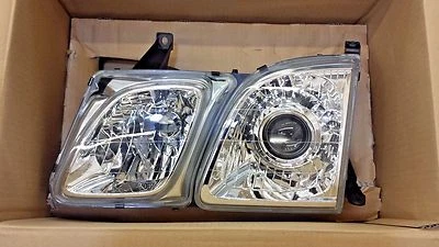 CONJUNTO DE FAROS LATERALES DEL CONDUCTOR DE FÁBRICA OEM LEXUS. LX470 1998-2002 81170-60802 Foto 1 de 3