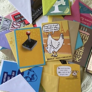 Lote de tarjetas de cumpleaños Hallmark Shoebox 🥳🥳 Oferta inicial menos de $1/tarjeta 🥳🥳 - Imagen 1 de 13