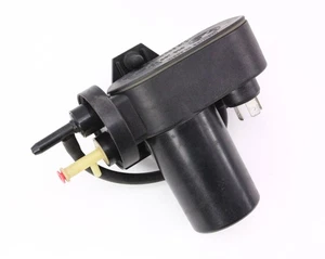 Cruise Control Vacuum Actuator Pump VW Passat Audi A4 S4 A6 S6 - 4B0 907 325 - Picture 1 of 3
