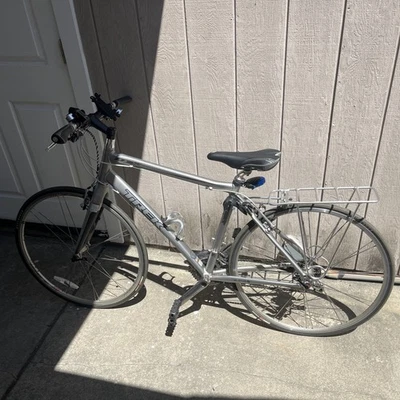 Bicicleta Bontrager Trek 7.7 FX Series Madone 2013 58 cm fibra de carbono con 21 libras Foto 1 de 4