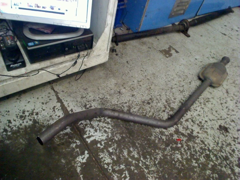 SCARICO Renault Scénic I (JA) -> 1999, Zie MEGANE MPV 1.6 16V (K4M-704) 1999 - Immagine 1 di 1