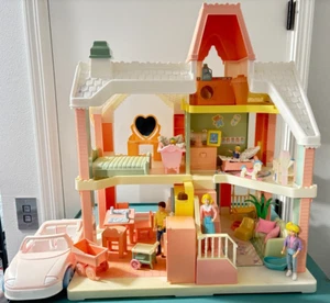 Playskool Pink Victorian Dollhouse with Loving Family/Accessories Car VTG 1991 - Picture 1 of 24