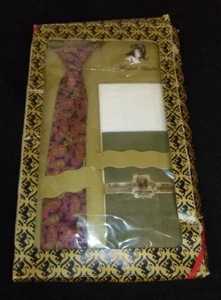 NOS Vtg 50s 60s BOYS Clip On Skinny Tie & Handkerchief Gift Set Paisley Orig Box - Picture 1 of 6