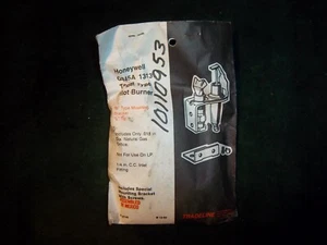 NUEVO Quemador piloto Honeywell Q345A 1313 para gas natural ~ pasillo D - Imagen 1 de 2