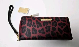 NWT Michael Kors Jet Set Continental Travel Clutch Zip Wallet Red Leopard Print - Picture 1 of 8