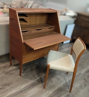 Nils Jonsson Secretary Desk in Teak for Tørring Møbelfabrik, Denmark, c. 1960's - Image 1 of 4