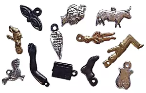 Milagros, Anhänger Charms, Menge 12 Stck., Auffädellöcher, gemischte Metalle, Mexiko - Bild 1 von 1
