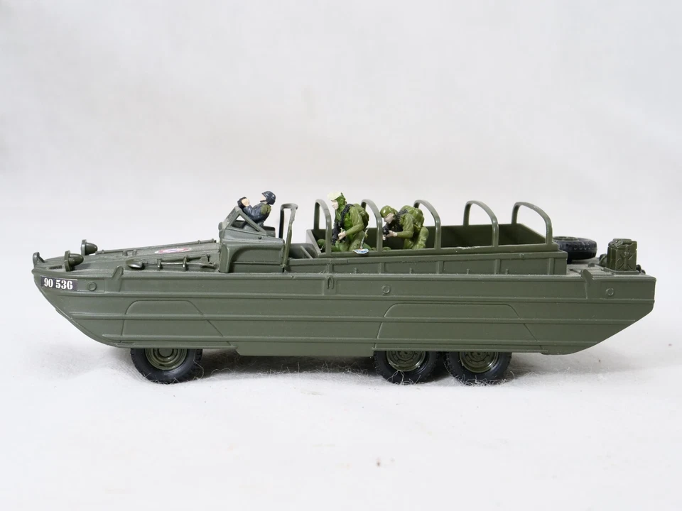 SOLIDO Militare Amphibio GMC DUKW 1/50 Con Soldati Di Plastica - Immagine 1 di 4