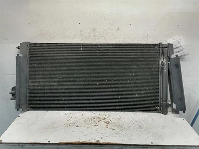 Condensador de CA estilo clásico para camioneta Sierra 1500 14-19 902428 Foto 1 de 4