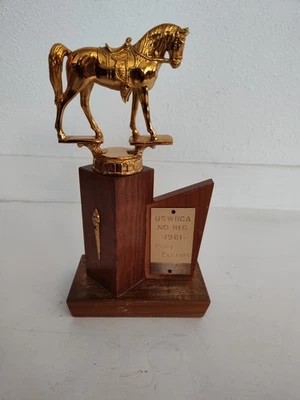 Vintage Saddled Horse , Metal Wood Trophy Craft 1961 USWRCA Pony Express Heavy  - Image 1 of 4