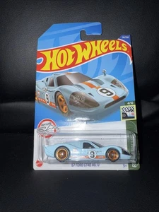 Hot Wheels Diecast 2022 Retro Racers '67 Ford GT40 Mk.IV 4/10 58/250 Race Car - Picture 1 of 2