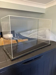 1x 3mm Plastic Display Case. Black Wooden Base. Replica Belts Model Cars WWE Aew - Picture 1 of 5