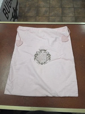 "Bolso antipolvo de franela rosa Juicy Couture con tiradores de corazón de cuero 20 X 22""" Foto 1 de 4