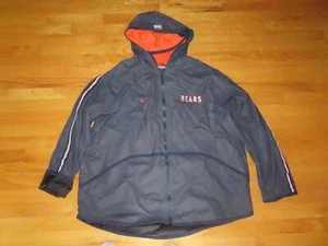 Vintage Nike Pro-Line Label - CHICAGO BEARS Zippered (2XL) Lined Rain Jacket - Picture 1 of 11