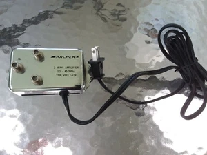 Archer Radio Shack 2-Way Amplifier 50 - 450 MHz VCR/ VHF /CATV - Picture 1 of 2
