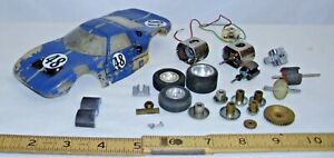 FORD GT IN BLUE 1/24 SCALE SLOT CAR BODY WITH TIRES, PARTS AND PIECES LOT