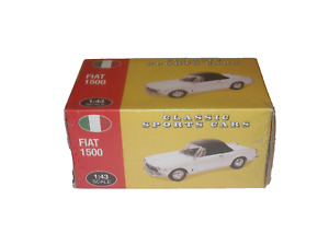 Fiat 1500 Cabriolet White 1:43 Atlas 4656104