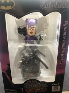 Catwoman Headstrong Heroes Villains Dynamic 9" Bobble Heads New - Picture 1 of 2