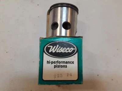Yamaha RD 350 Piston Wiseco 225P4 4th Over .040 vintage ahrma rd350 r5 225 P4 - Image 1 of 2