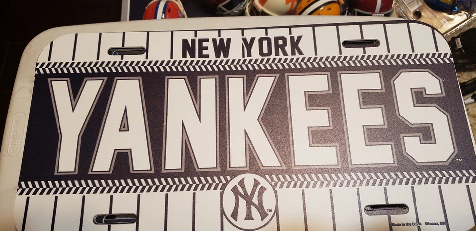 NEW YORK YANKEES MLB BASEBALL AUTO CAR  LICENSE PLATE NEW - Image 1 of 1