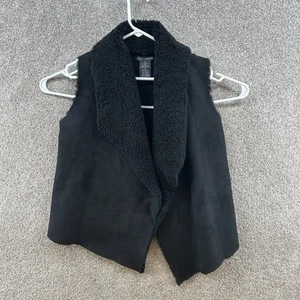Chelsea & Theodore Women's Vest Size Medium Black Sleeveless - Picture 1 of 10