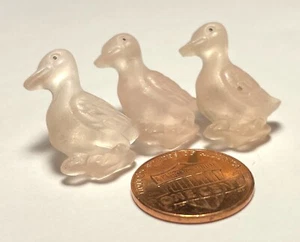 3 Vtg NOS JHB Semi-translucent Pale Pink Duck Goose Bird Buttons 23mm 7/8" 15016 - Picture 1 of 3